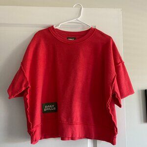 Daily Drills cropped sleeve crew red xs/s